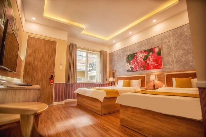 Room 5 of 28