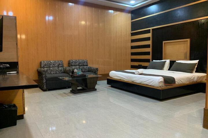 JK Rooms 148 Hotel Rahul Palace