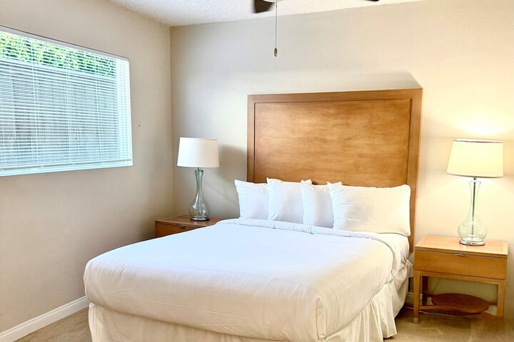Room 7 of 36