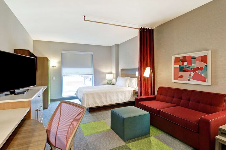 Room 16 of 65