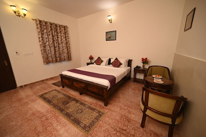 Room 16 of 115