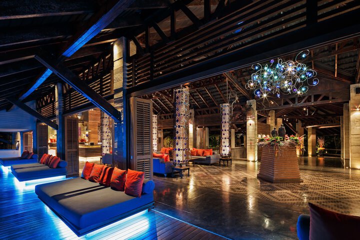 Lobby Entry