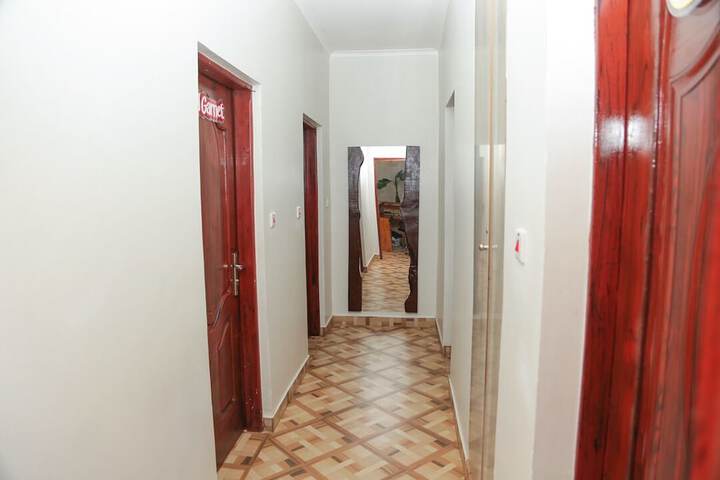 Room 12 of 37