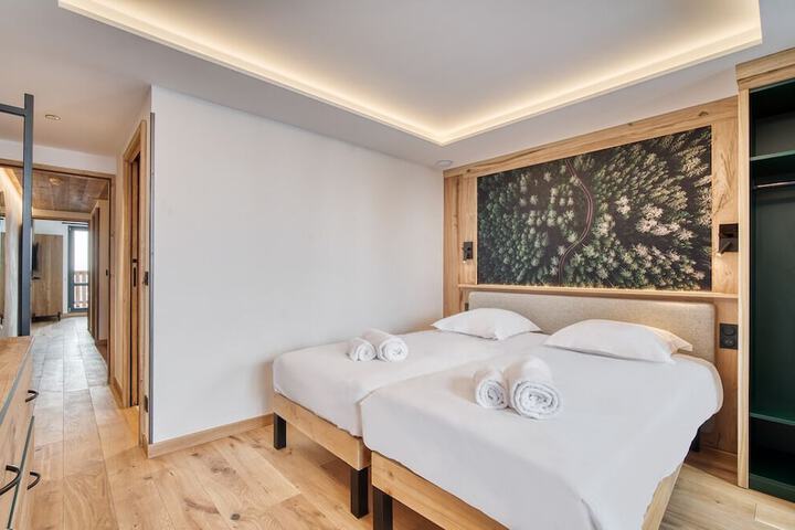 Room 7 of 21
