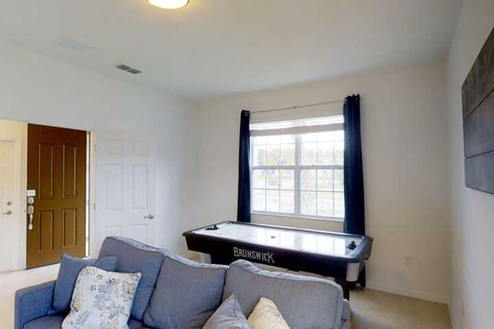 Room 46 of 71