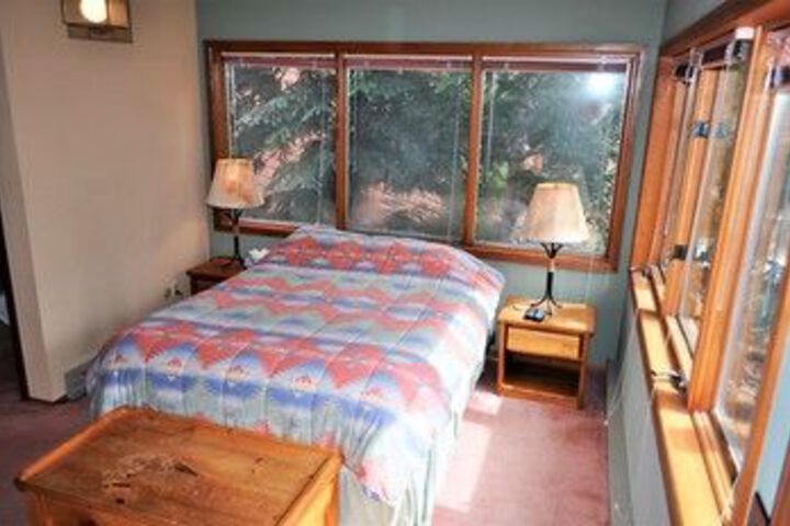 Room 89 of 195