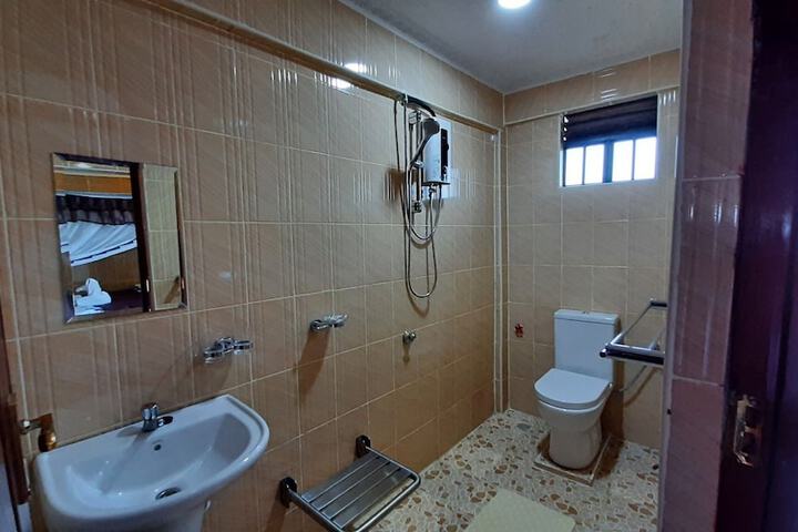 Room 34 of 57