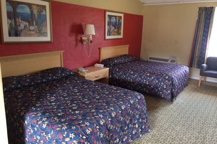 Room 2 of 11