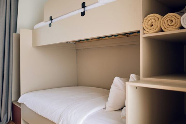 Room 14 of 89