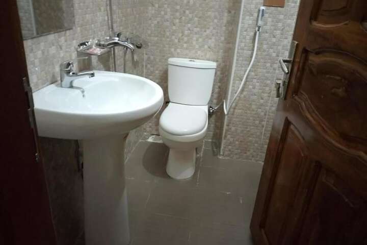 Room 20 of 32