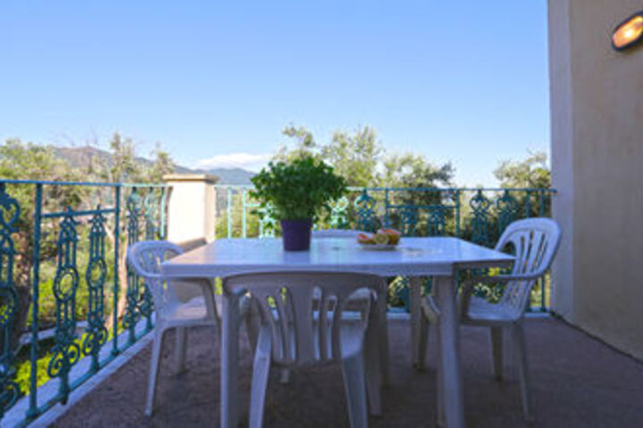Terrace/Patio 4 of 105