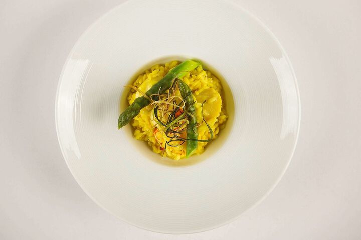 Dining 72 of 116