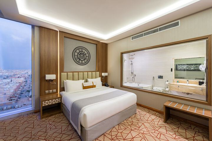 Room 9 of 22
