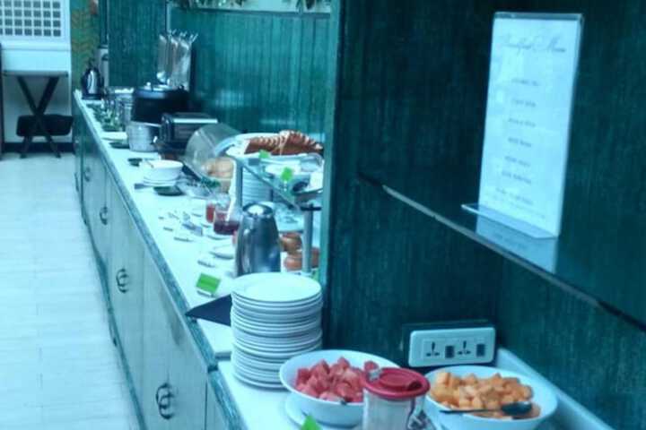Dining 45 of 62