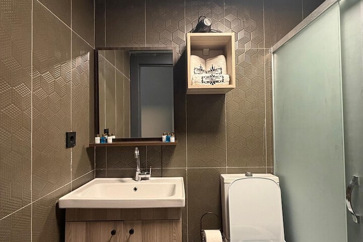 Room 45 of 59