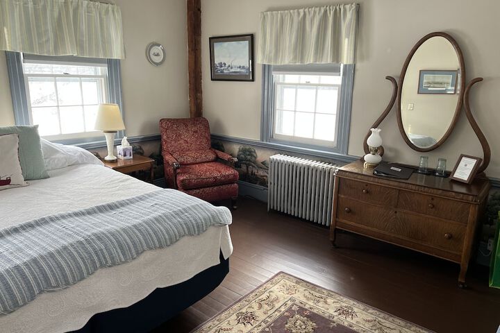 Room 33 of 70
