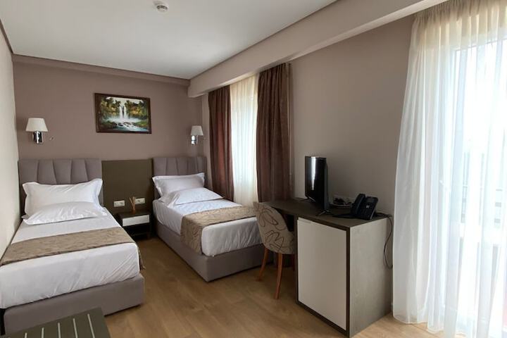 Room 35 of 113