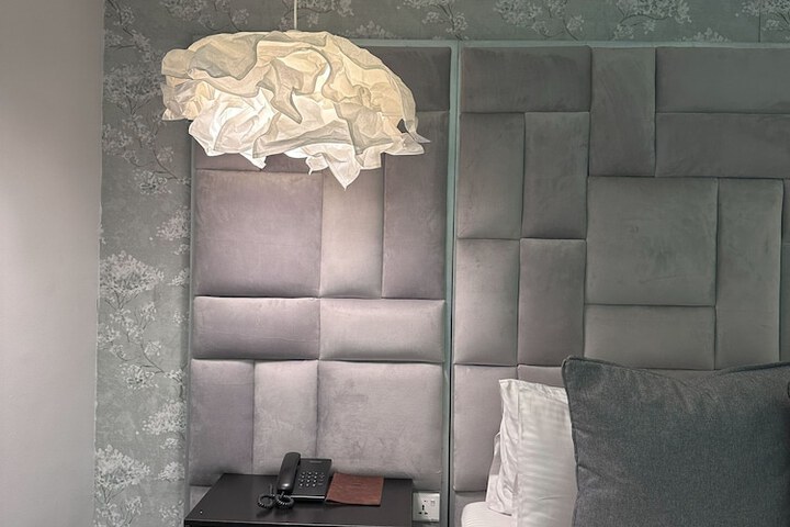 Room 47 of 85