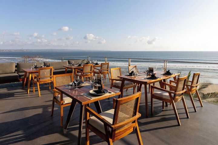 Dining Photos