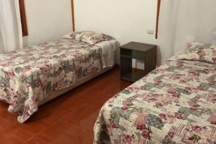 Room 12 of 18