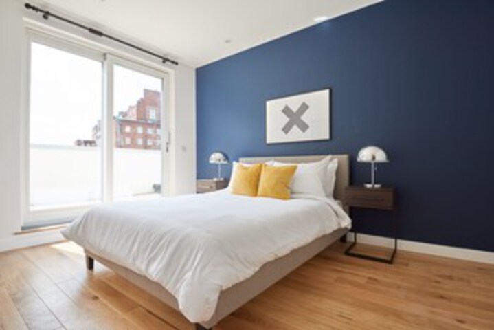 Room 11 of 22