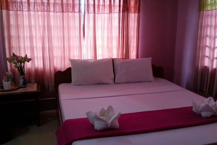 Room 17 of 65