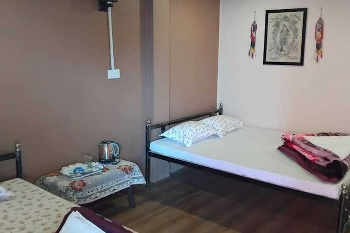 Room 2 of 24