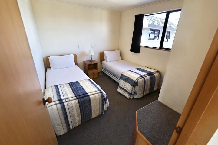 Room 42 of 70