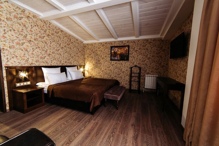 Room 64 of 118