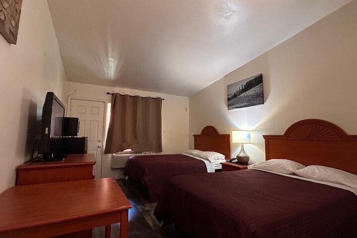 Room 17 of 38