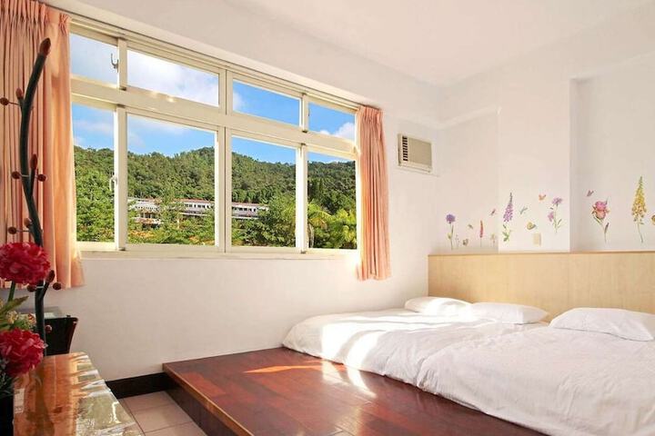 Room 7 of 20