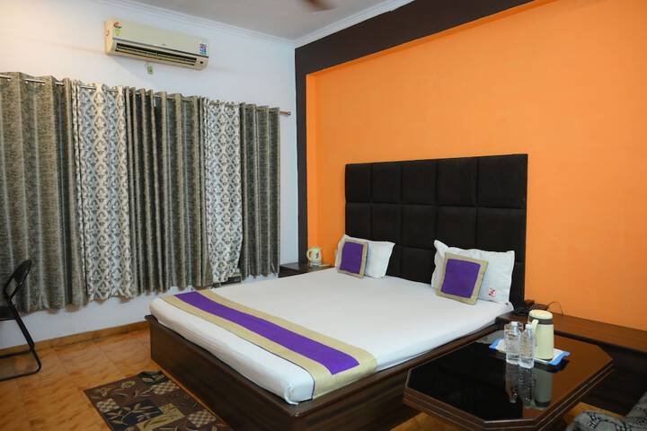 Room 20 of 106