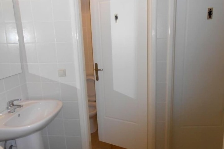 Room 25 of 53