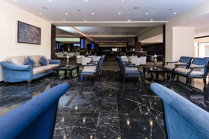 Hotel 2 of 107