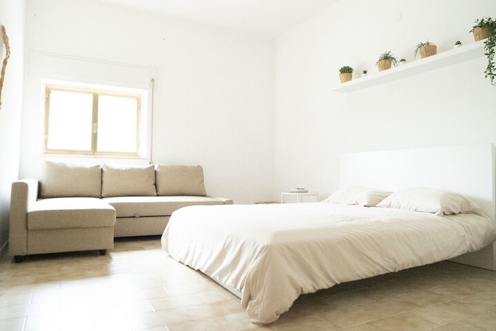 Room 25 of 76