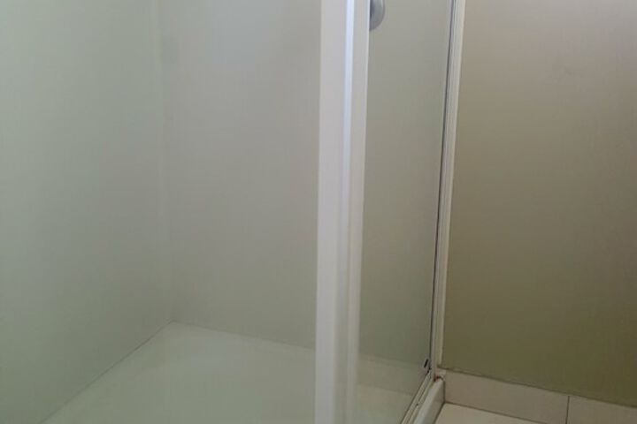 Room 28 of 41