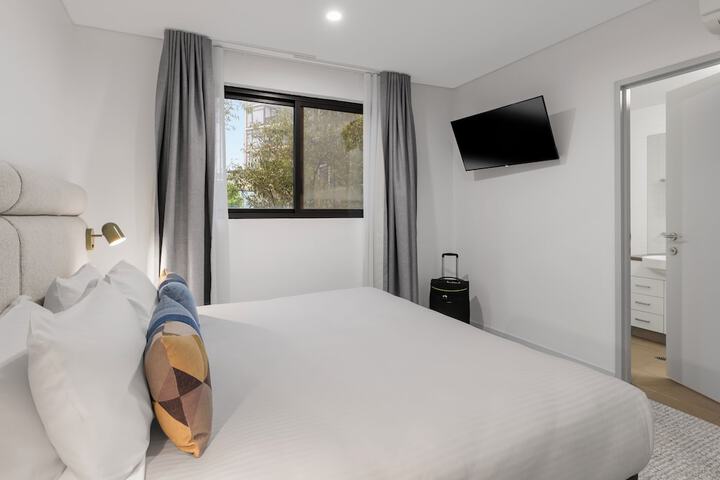 Room 15 of 53