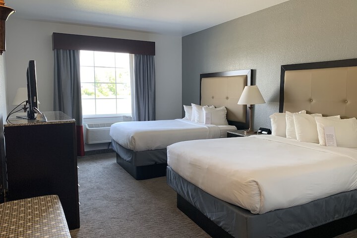 Room 12 of 90