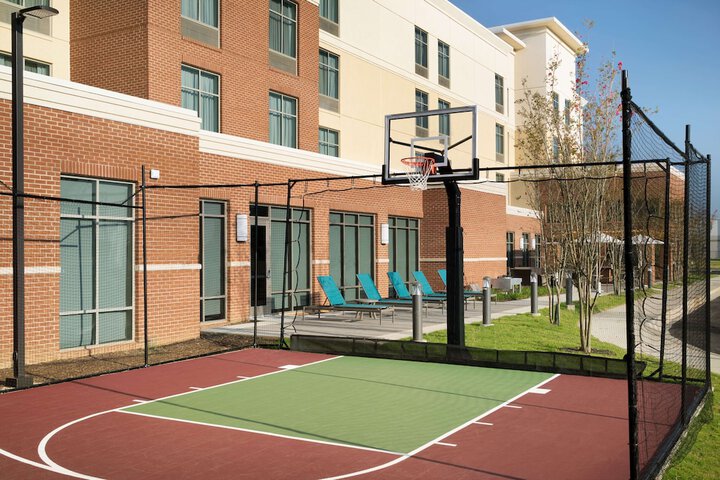 Sport court