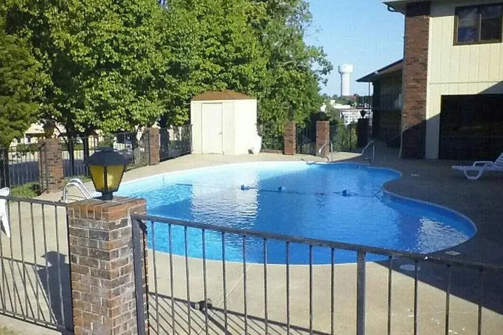 Pool 11 of 13