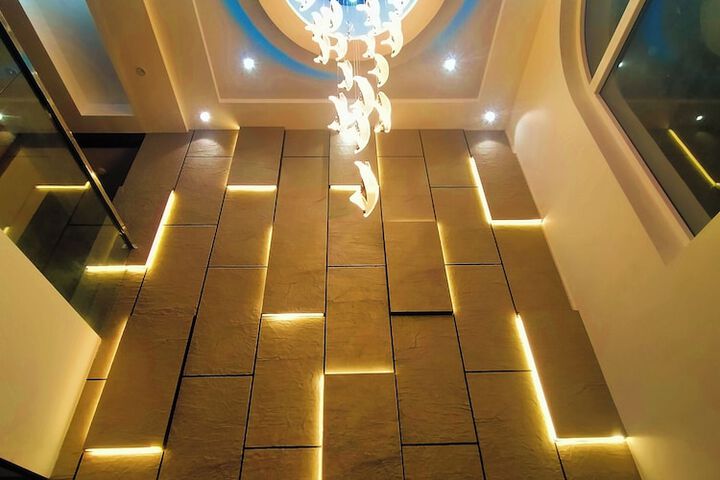 Hotel Interior 4 of 29