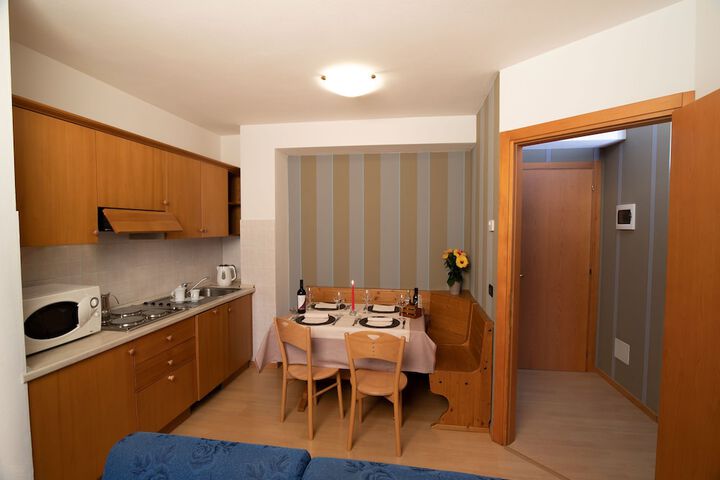 Room 35 of 78