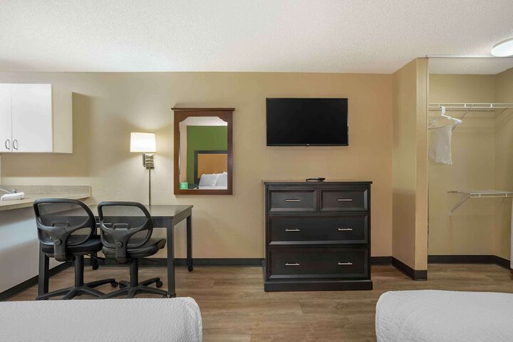 Studio 2 Double Beds (5 of 5)