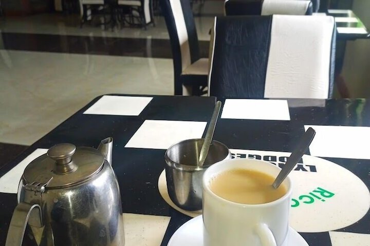 Breakfast/Coffee Service 17 of 37