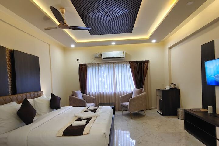 Room 6 of 22