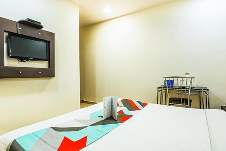 Room 7 of 25