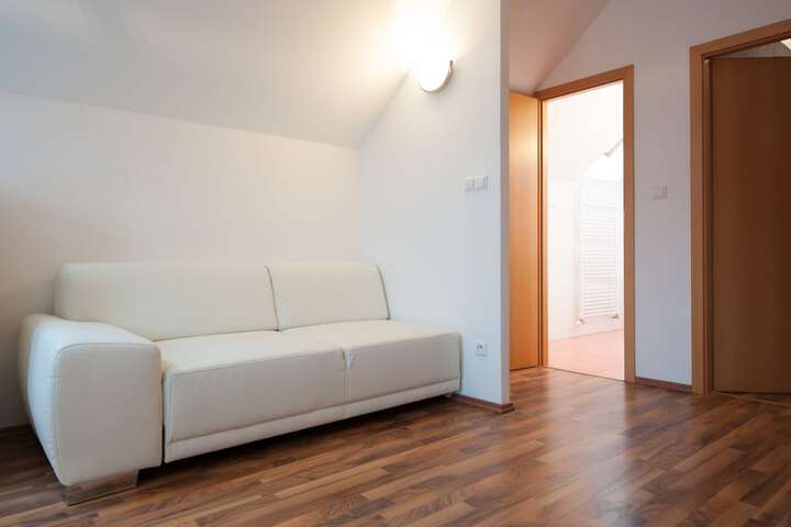 Room 38 of 140