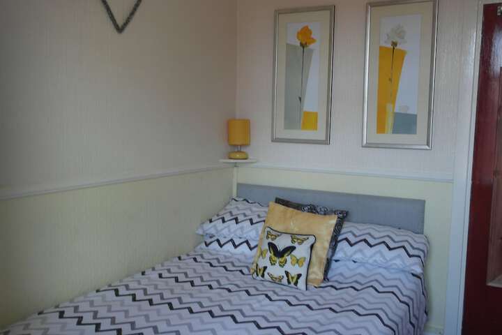 Room 14 of 35