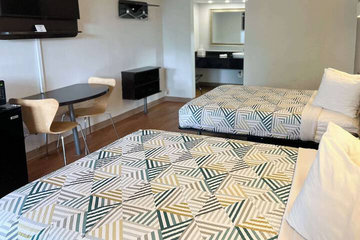 Deluxe Room 1 Double Bed Accessible (13 of 14)