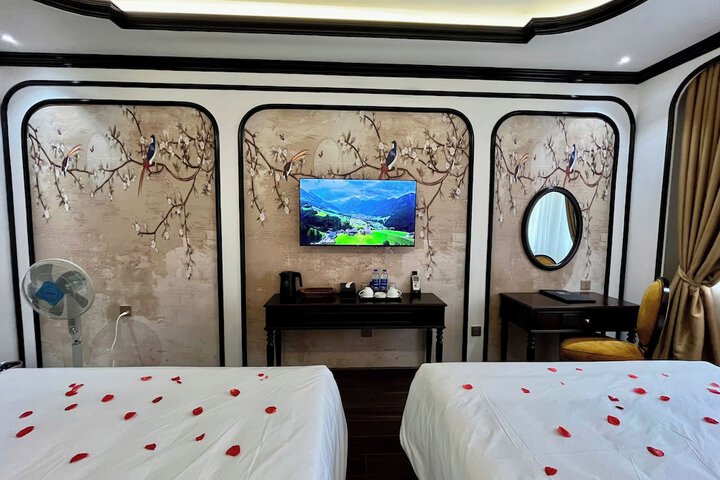 Room 41 of 165